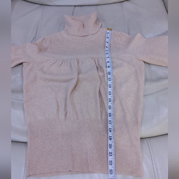 Vertical design 100% cashmere turtle neck sweater - Picture 5 of 8